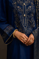 Load image into Gallery viewer, Elena - Jacquard Embroidered Suit - 42303414
