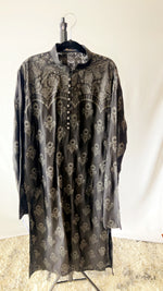 Load image into Gallery viewer, Black Cotton Embossed Dress

