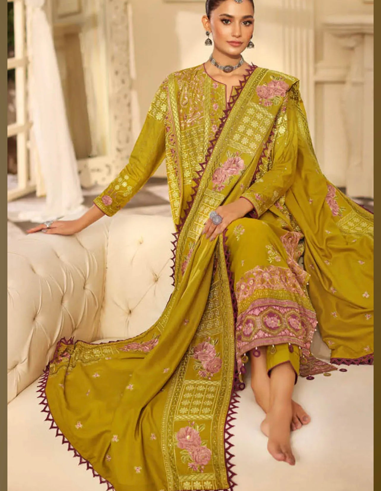 3PC Pashmina Shawl Unstitched Embroidered Suit AP-22019